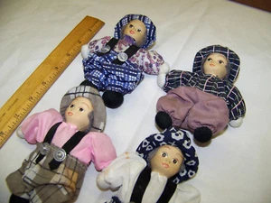 Vintage handgefertigte europäische Puppen (4 Stück) Vintage Bauern Volkskunst Tourist Swag!   - Bild 1 von 4