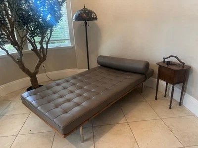  Authentic Mies van der Rohe for Knoll Barcelona Daybed in Spinneybeck  Leather - Image 1 of 4
