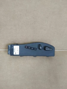 BMW 3 SERIES E46 2005 RIGHT SIDE DRIVERS SEAT ADJUSTMENT CONTROL SWITCH 7036126 - Picture 1 of 6