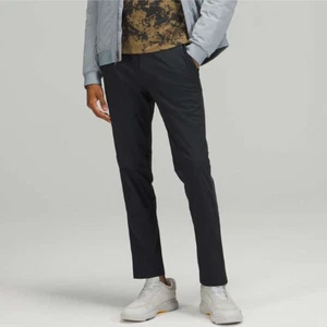 Lululemon Commission Herrenhose schmal 30" *Warpstreme in Obsidian Größe 31 - Bild 1 von 8