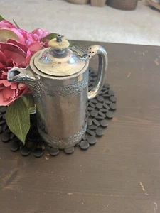 Beautiful Vintage Silver Plate English Made Coffee Pot ( Shabby Chic) - Picture 1 of 5