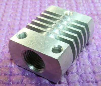 Disipador de calor J HEAD de larga distancia radiador hotend separador mk8 cr-10 impresora 3D EE. UU. Foto 1 de 4