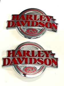 Genuine Harley Davidson Tank Emblems Red Lettering & Stripe - Foto 1 di 7