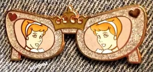 Pin Cenicienta Disney 2008 ~ serie de gafas de sol - Imagen 1 de 2