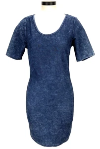 Marilyn Monroe Pencil Dress Women's Size L Short Sleeve Stretch Denim Keyhole - Picture 1 of 10