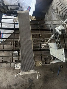 VW T5 2009 2.5 Tdi Underbody Diesel Fuel Cooler - Picture 1 of 5