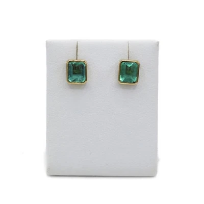 1 Paar Ohrstecker mit kolumbianischen Smaragden 1,75 ct. in 18 Kt. 750 Gold - Bild 1 von 4