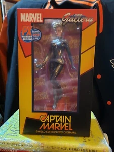 Marvel Gallery SDCC Previews PX Exclusive Captain Marvel Shield Edition Statue - Picture 1 of 1