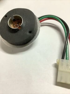 NORTH AMERICAN VINTAGE LAMP SOCKET HOLDER FOR DOUBLE CONTACT STROBE - Bild 1 von 3