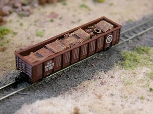 Hay Bros Z Scale CRUSHED AUTO SCRAP LOAD - Fits AZL 2420 Waffle-Side Gondolas - Picture 1 of 7