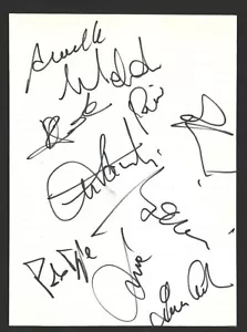 AC MILAM 1991/2 Autographs: Carlo Ancelotti, Costacurta and more unidentified - Picture 1 of 5