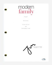 Jesse Tyler Ferguson Signed Autograph Modern Family Pilot Script ACOA COA
