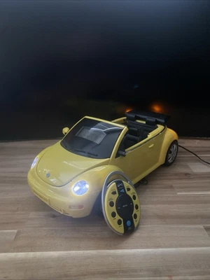 Diseño de imagen más nítida amarillo VW Escarabajo iPod Base Reloj despertador probado funcionando raro Foto 1 de 4