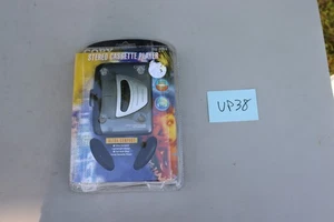 Neu Coby Stereo Cassette Player CX-C21 ultrakompakt mit Kopfhörer Auto Stop - Bild 1 von 4