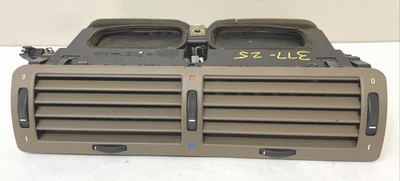 1995-2001 BMW 740i Center Air Vent OEM 8390111 - Image 1 of 4