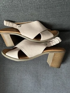MODA IN PELLE LASANDRA CROSSOVER LEATHER SANDAL - Picture 1 of 3