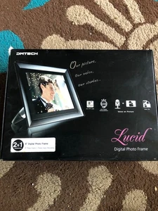 Dmtech digital photo frame 8 inch - Picture 1 of 3