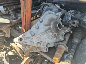 2011-2019 BMW X5 X6 N55 Front Differential Carrier 7588251 OEM Used - Picture 1 of 6