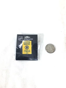 NHL Boston Bruins 2011 Stanley Cup Champions Banner Pin Team Issue FREESHIP - Picture 1 of 1