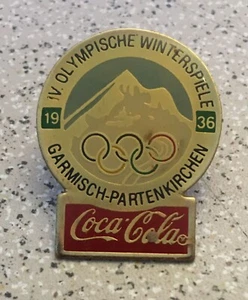 Pin's Coca Cola Jeux Olympiques d'hiver JO 1936 Garmisch Partenkirchen - Imagen 1 de 1