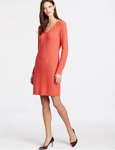 Vestido Suéter Ann Taylor - Petites LP (12P-14P) Rosa Dalia Puntada Acanalada $139 - Imagen 1 de 5