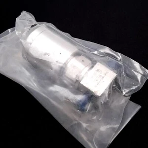 Swagelok 6LVV-DPBW4-P-C Diaphragm Valve, NC Actuator, 1/4" Tube Butt Weld - Picture 1 of 4