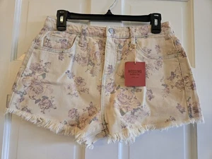 New Women's Size 8 High Rise Short Shorts Mossimo Supply Co Cream Faded... - Picture 1 of 2