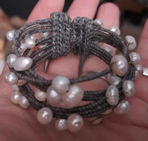 Wunderschönes NEU Perlen Süßwasser Perlen Armreif Armband - Bild 1 von 8