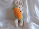 Doudou lapin beige, carotte grelot, vêtements vichy vert/blanc, Ikéa