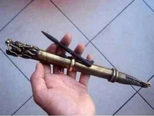 Aufwendige interessante chinesische Sammlung Kupfer Drachenkopf Waffe Armbrust - Bild 1 von 6