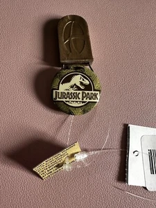 SPILLA JURASSIC PARK - RARA CON ETICHETTE PROTOTIPO - Foto 1 di 3