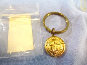 Cornell University 7/8" GOLDFARBEN METALL SCHLÜSSELRING SCHLÜSSELANHÄNGER - Bild 1 von 1