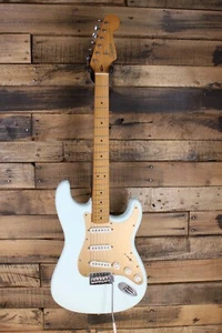 Squier 40th Anniv Stratocaster Vtg Ed. Electric Guitar Satin Sonic Blue #M1212 - Picture 1 of 9