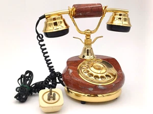 TELEFONO DA TAVOLO IN MARMO ROSSO ED OTTONE DORATO - Imagen 1 de 18