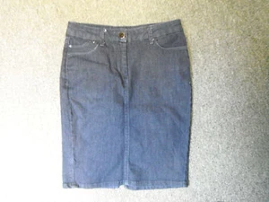 Falda Denim Marks & Spencer Talla 8 Largo 20" Desteñida Azul Oscuro Damas Falda Denim - Imagen 1 de 2