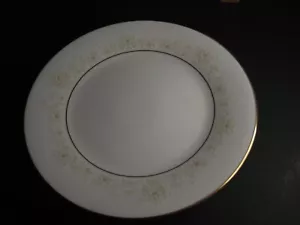 Noritake DEAREST 2034 Gold Trim 8.25 Inch Salad Plate Excellent Condition - Picture 1 of 3