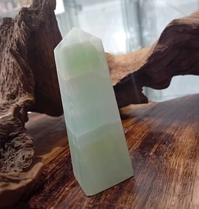 Beautiful Pistachio Calcite Tower (2) - Picture 1 of 4