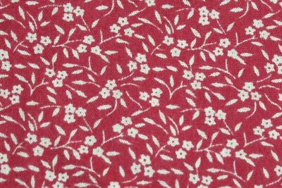 Fabric 100% Cotton FAT QUARTER Off-White/Cream Flowers on Dark Red/Pink - Image 1 of 4