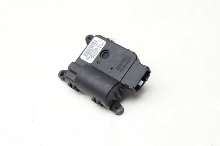 For VW (2012-2022) Actuator Motor for Temperature Mixing Flap RIGHT (Pass. Side) - Image 1 of 1