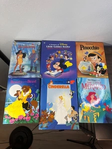 Menge 6 große Hardcover klassische Disney Geschichtenbücher Aschenputtel Meerjungfrau Mickey - Bild 1 von 24