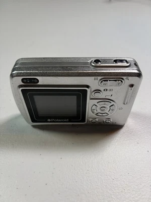 Polaroid A300 3.0MP Digital Camera - Silver - Image 1 of 4