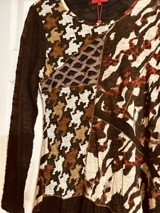 Loir Lux Tunic Brown Print Top Made In Paris New W Tags Long Sleeve Size Large - Picture 1 of 8