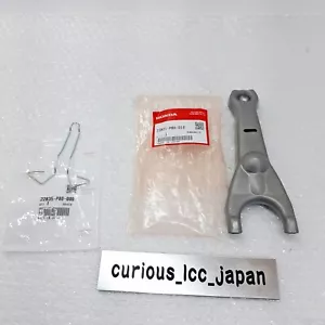 HONDA OEM CR-X EG2 CIVIC EK4 EK9 Integra DC2 CR-V Clutch Spring Release Fork - Picture 1 of 9