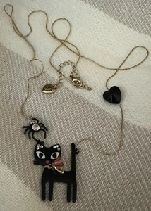 Betsey Johnson Vintage Cat Necklace - Picture 1 of 9