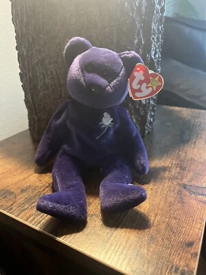 Ty 豆豆娃戴安娜熊公主 1997 年罕见已停产完好标签保护 — 第 1/2 张图片