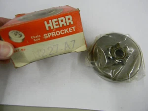 NOS Herr N227-A7 Chainsaw Sprocket 3/8" Pitch R2 - Picture 1 of 3