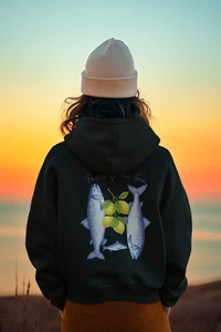 Taste of the Sea Hoodie Fish Lemon Art Graphic Unisex Pullover Sweatshirt Schwarz - Bild 1 von 5