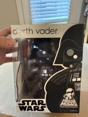 Hasbro Star Wars Mighty Muggs Darth Vader Foto 1 de 4