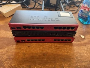 Mikrotik Routerboard RB2011UiAS-2HnD-IN & Mikrotik RB2011UiAS-in X 2 (3 Units) - Bild 1 von 5
