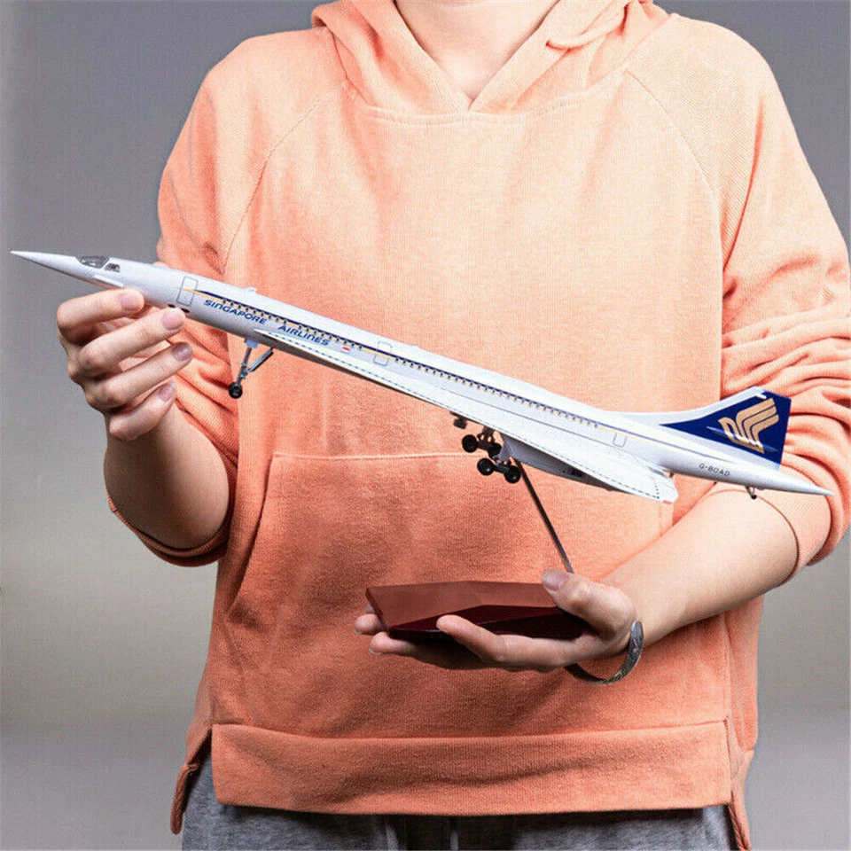 1/125 50cm Singapore Concorde Passenger Plane Voice Lamp Collection Gift - Image 1 of 4